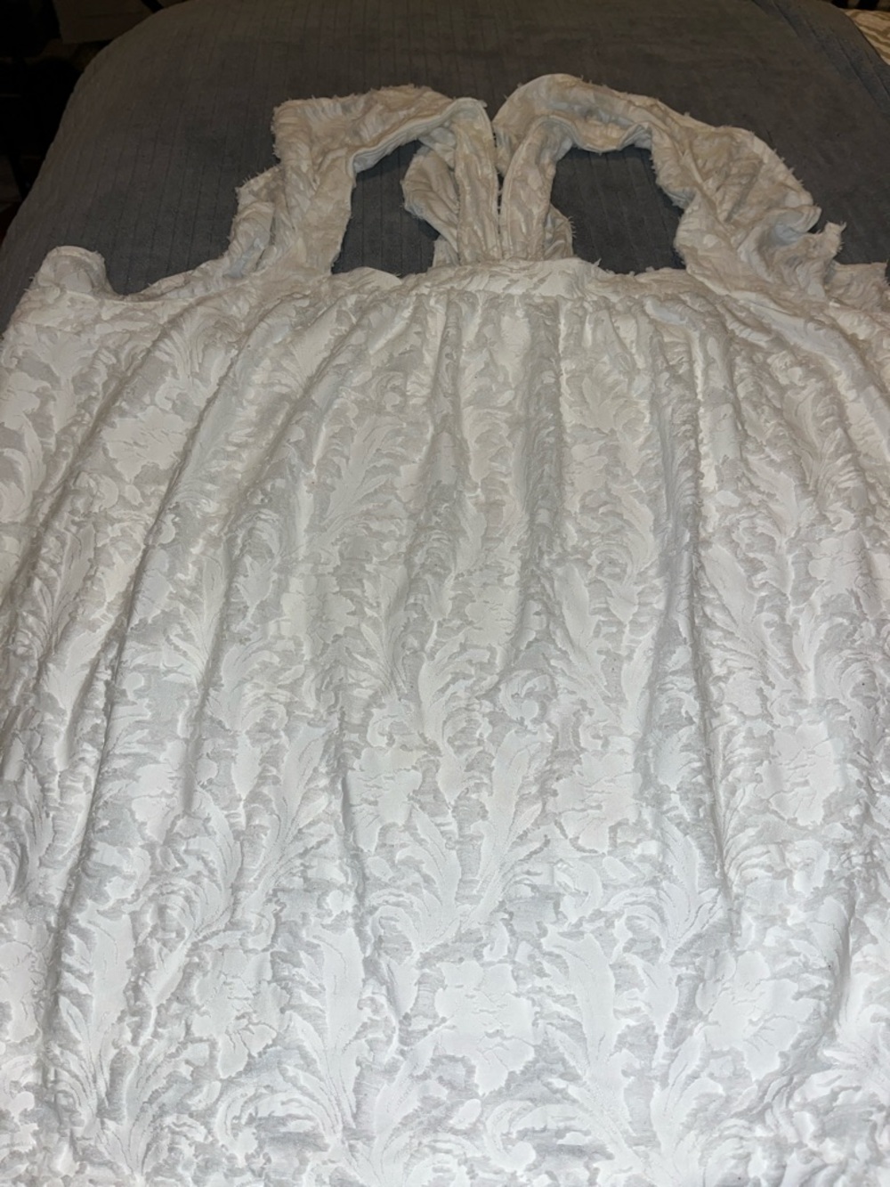 LC Lauren Conrad White Textured Floral Jacquard Sleeveless Top
